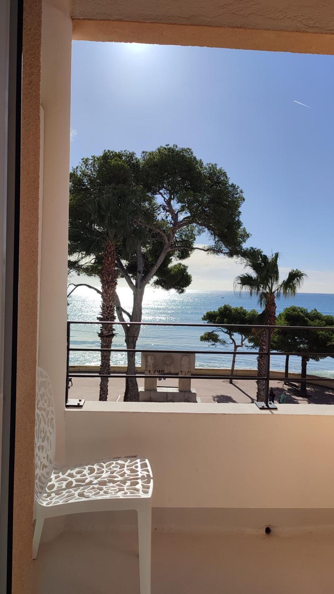Hotel Restaurant Miramar L'Orchidee La Ciotat Exterior foto